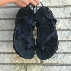 (Like new) Men’s Chacos Z2